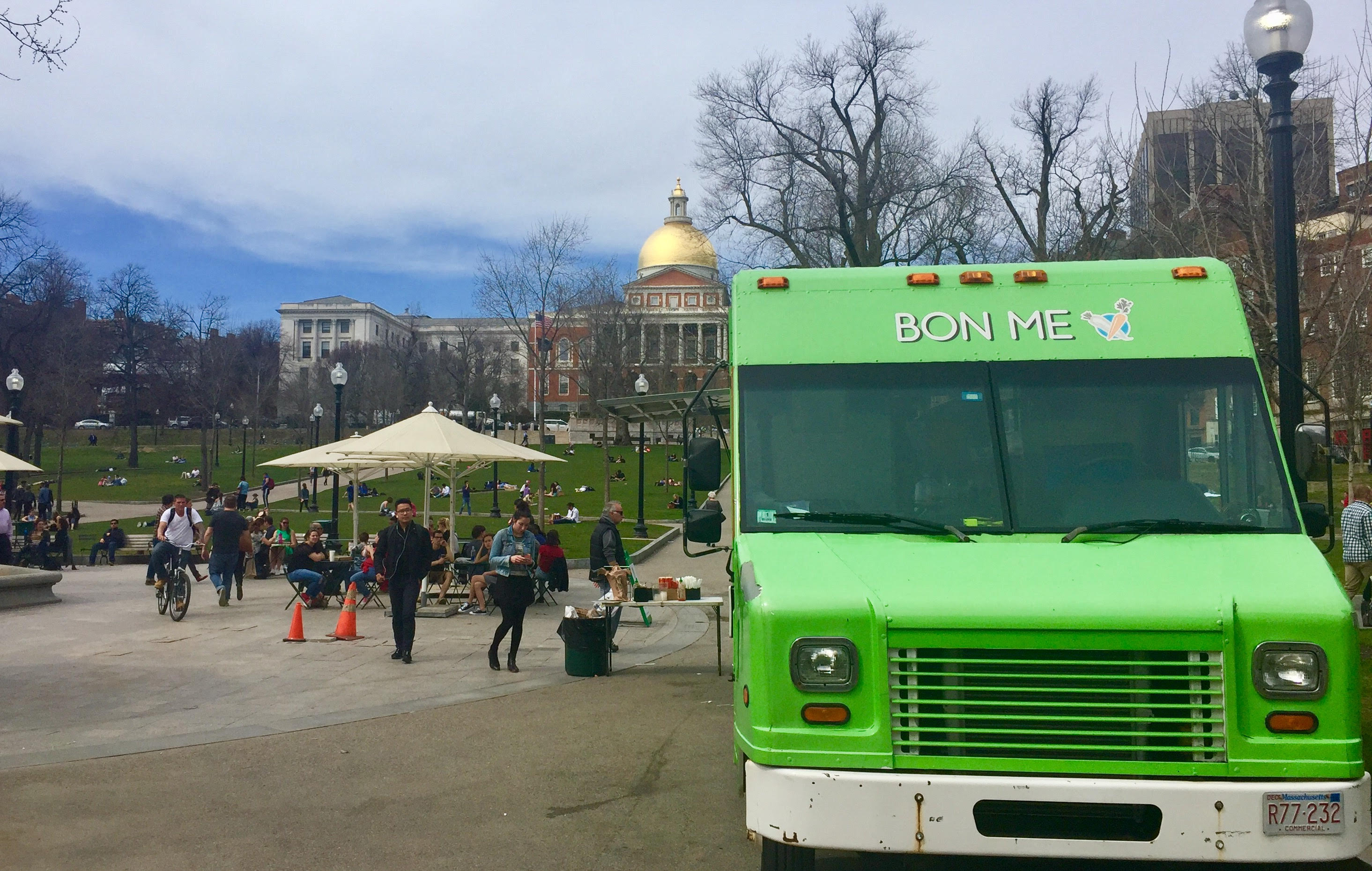 Bon Me Food Truck in front of Boston Statehouse. (Photo by: Corallys Plasencia)